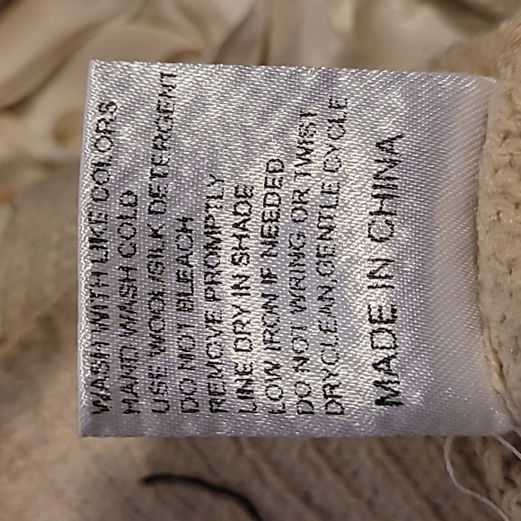 Womens Sweater Floral - Picture 8 of 11